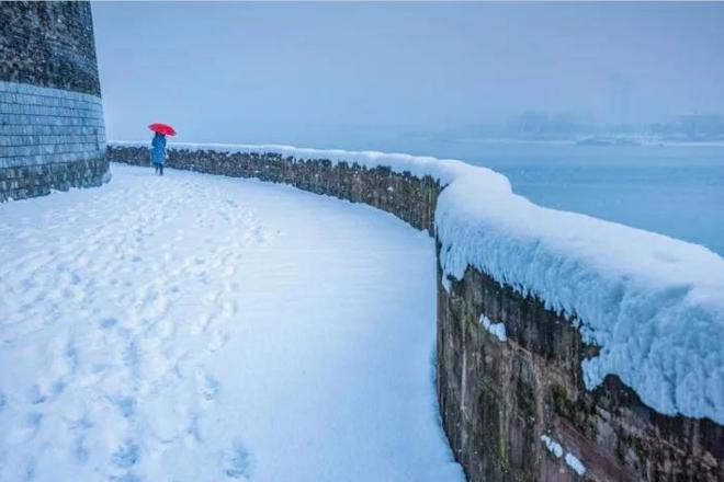 常德诗墙雪中行