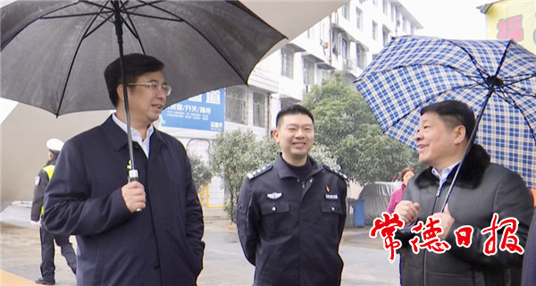 邹文辉调研市城区建设项目：优化道路交通组织 畅通城市微循环