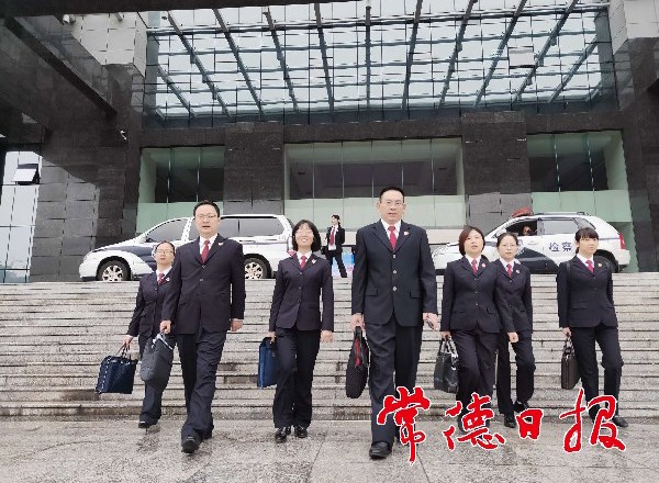 利剑扫黑 铁腕除恶——十大彩票网赌平台检察机关扫黑除恶专项斗争工作纪实