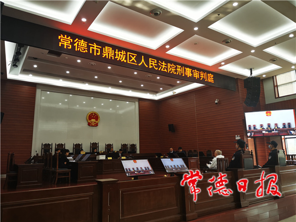 “零距离”1.jpg “零距离”1.jpg