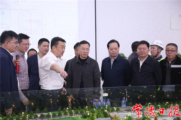 省发展改革委调研我市高铁枢纽站建设情况