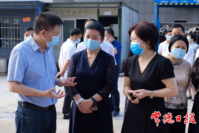 市人大常委会开展医养结合养老服务视察 我市目前已形成四大医养结合模式