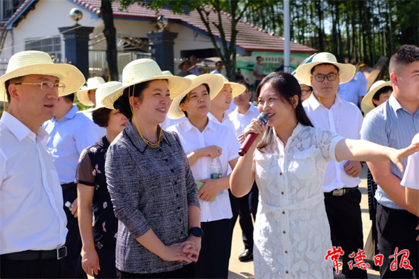 市领导出席鼎城区人大代表实践站现场观摩会指出 要激发人民群众参与乡村振兴的内生动力