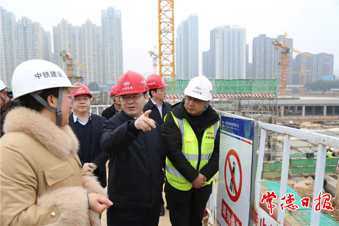 周振宇调研高铁项目建设和企业复工复产工作