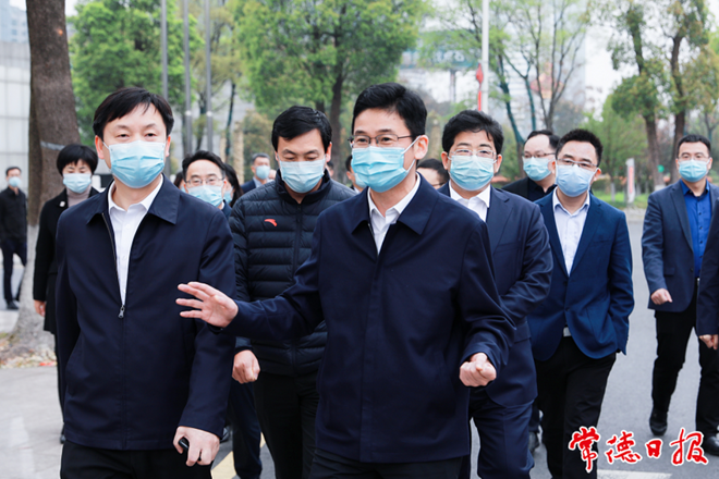 曹志强督导疫情防控工作时强调：始终绷紧疫情防控之弦落实落细各项防控措施