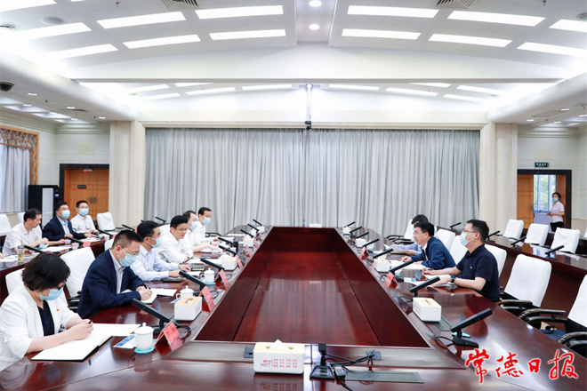 曹志强周振宇与省烟草专卖局（公司）党组书记、局长孔祥统一行座谈 加强合作 推动烟草产业高质量发展