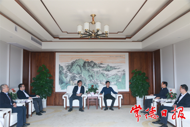 曹志强与中冶长天董事长易曙光一行座谈