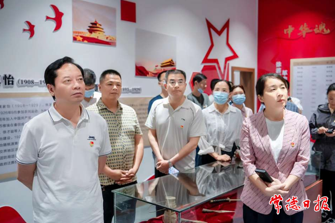 市政协机关党委开展党性教育活动