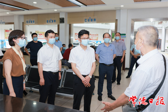 曹志强在市信访局调研时强调：坚持以人民为中心的发展思想 推动全市信访工作提质增效