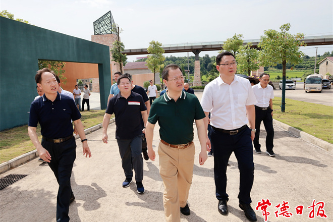 周振宇调度方舱医院设置等工作时指出：坚决保持防控定力 全面提升应急能力