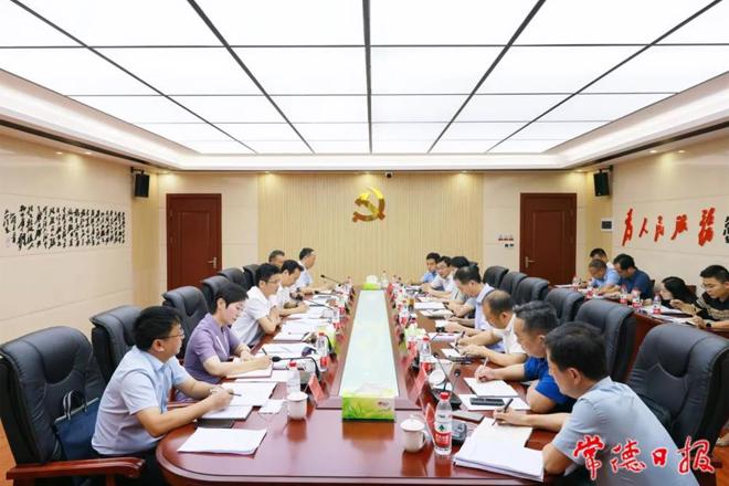 曹志强调研市场主体培育工作时强调：精准帮扶优化服务 让更多市场主体生得快长得大活得好