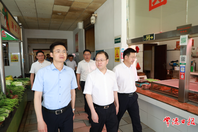 周振宇在全市城镇更新提质专项行动推进会上指出：加快走出一条共建共治共享的城镇治理新路子