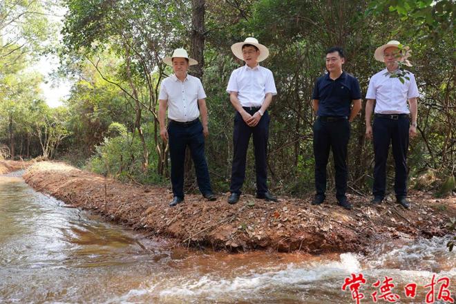 曹志强赴津市安乡督导防旱抗旱工作