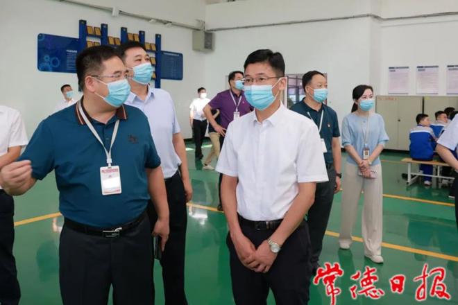 曹志强调研教育工作时强调：用心用情办好人民满意教育 着力打造现代化区域教育中心