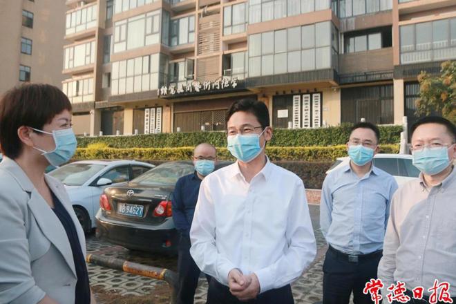 曹志强以“四不两直”方式督导我市疫情防控工作时强调 织密织牢疫情防控网 全力守护人民群众生命安全和身体健康