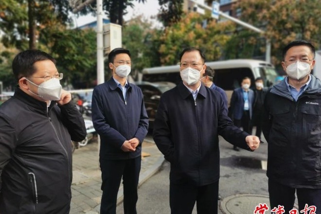 周振宇督导疫情防控工作 压实责任 落实举措 确保人民群众身体健康和生命安全