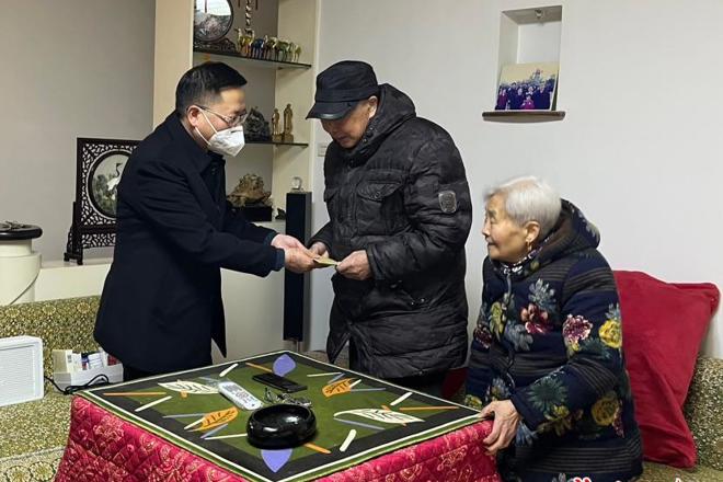 市领导开展节前走访慰问活动