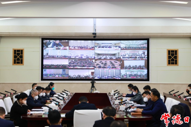 市委常委会（扩大）会议召开