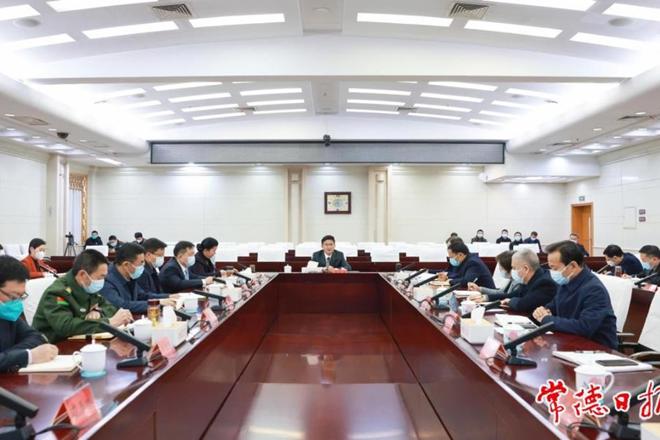 市委常委会（扩大）会议召开