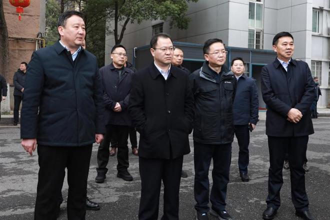 周振宇调研教育重点项目建设 高标准高质量办人民满意教育