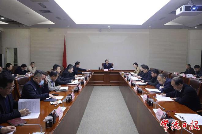 周振宇主持召开铁路建设工作会议 抓好“推进”“争取”“落实” 推动铁路建设工作取得更大成效