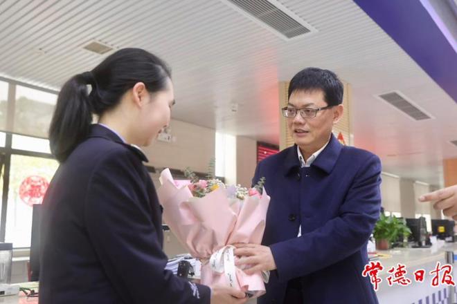 市总工会开展女职工关爱活动