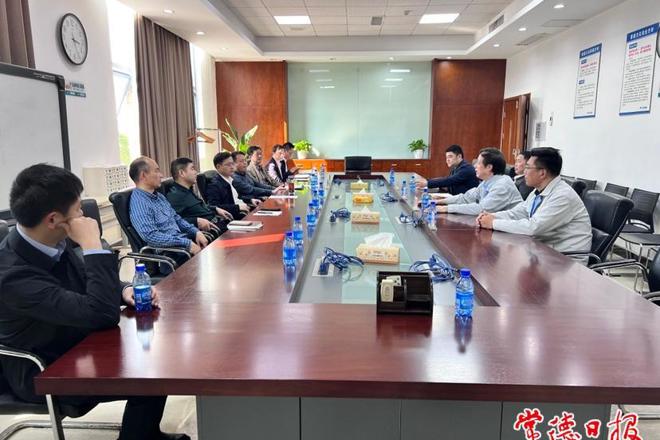 持续深化“送解优”行动 市领导走访调研专精特新“小巨人”企业