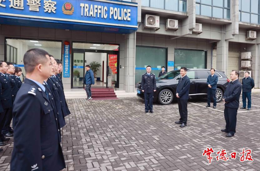 7f2c0082f35c40839bea9f6482e93921.jpg 7f2c0082f35c40839bea9f6482e93921.jpg