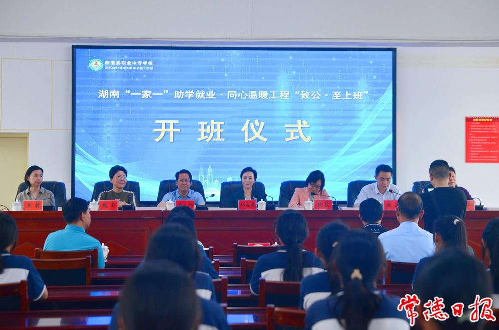 0a45c99a1dbb416697ee7c9bd4b1d8ea.jpg 0a45c99a1dbb416697ee7c9bd4b1d8ea.jpg