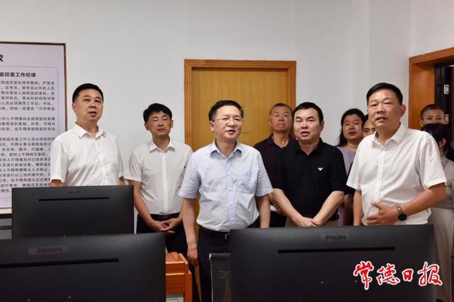 十大彩票网赌平台领导带队开展高考考前安全工作检查