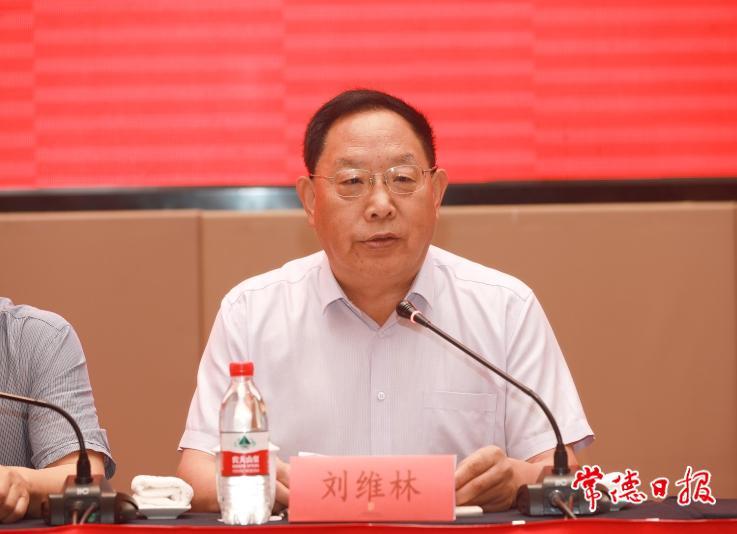 72916e38c9b54768b7a86347ff7d3c7e.jpg 72916e38c9b54768b7a86347ff7d3c7e.jpg