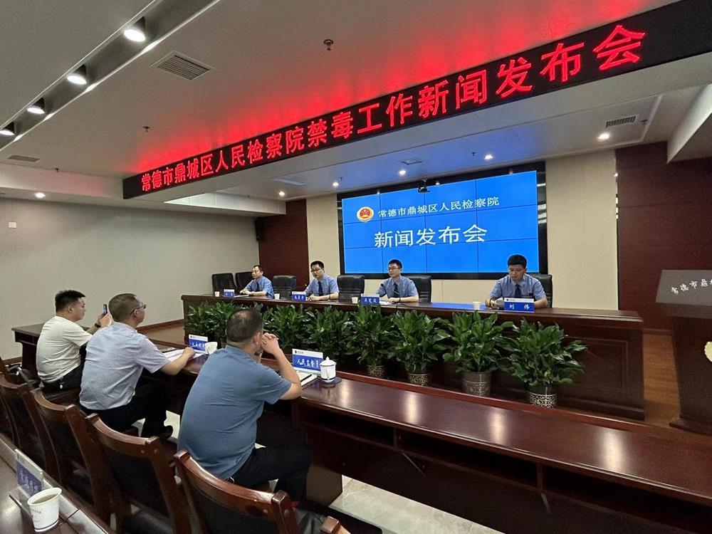 4d33f3fd48b74c91a4550c25f7d1c473.jpg 4d33f3fd48b74c91a4550c25f7d1c473.jpg