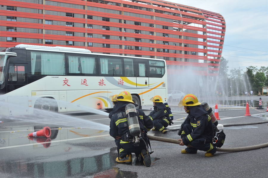 f1e029555e2d4b9a84dd57a288b58481.jpg f1e029555e2d4b9a84dd57a288b58481.jpg