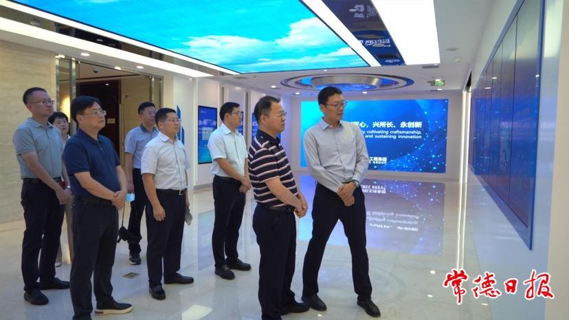 9ef72dbe8b8b469a984a0b5037be9281.jpg 9ef72dbe8b8b469a984a0b5037be9281.jpg