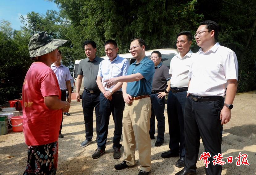 b00157a02575428e9921587a6fac1360.jpg b00157a02575428e9921587a6fac1360.jpg