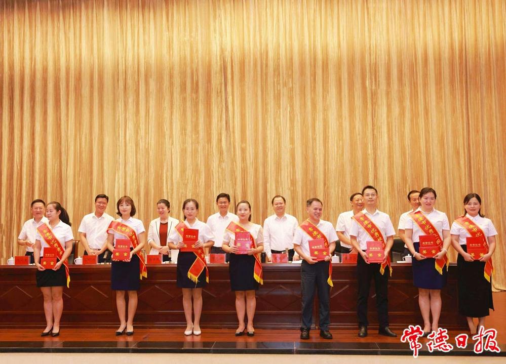 0e2af410d08041599f73e6e6c84ac7e7.jpeg 0e2af410d08041599f73e6e6c84ac7e7.jpeg