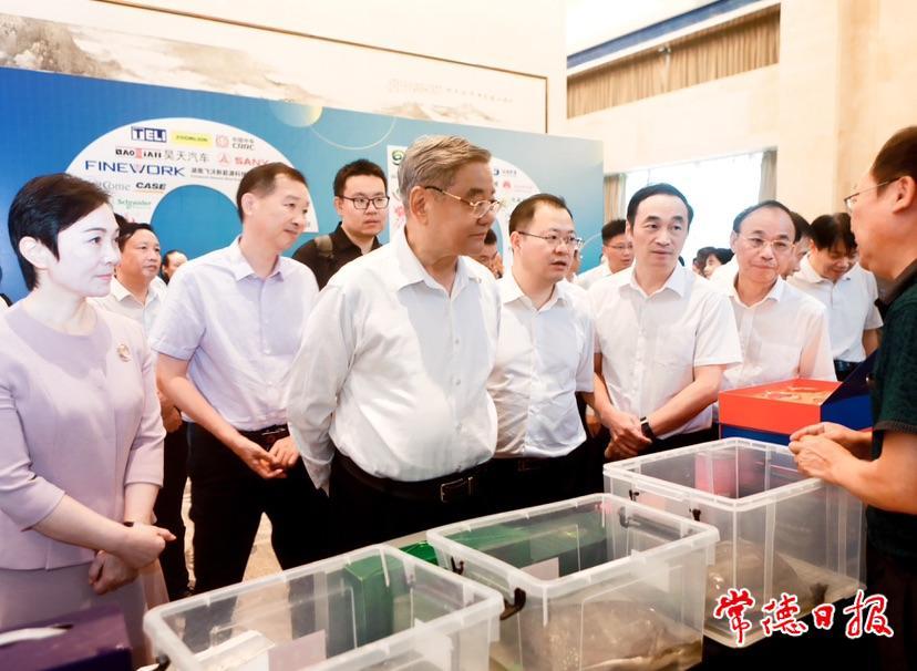 18f28aff607b46e5a2694bf0768e56fd.jpg 18f28aff607b46e5a2694bf0768e56fd.jpg