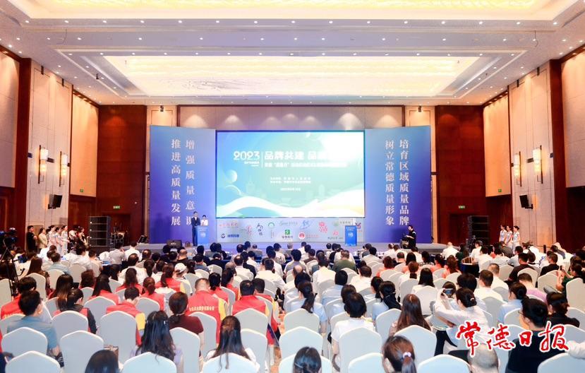 8151172c85c8444ca24acc2765a92e99.jpg 8151172c85c8444ca24acc2765a92e99.jpg