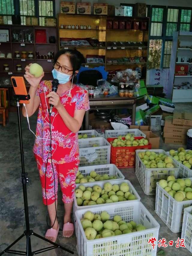 bac8bdc3e8d7440395ad40a8a5834f20.jpeg