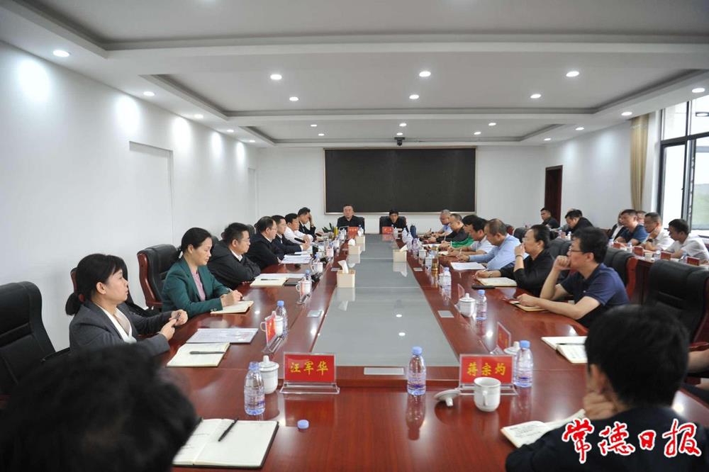 b5baefe38c584fba97b319d85f475271.jpeg b5baefe38c584fba97b319d85f475271.jpeg