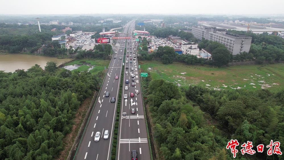 b747c417195c4aaf8ec8d59b0df378aa.jpg b747c417195c4aaf8ec8d59b0df378aa.jpg