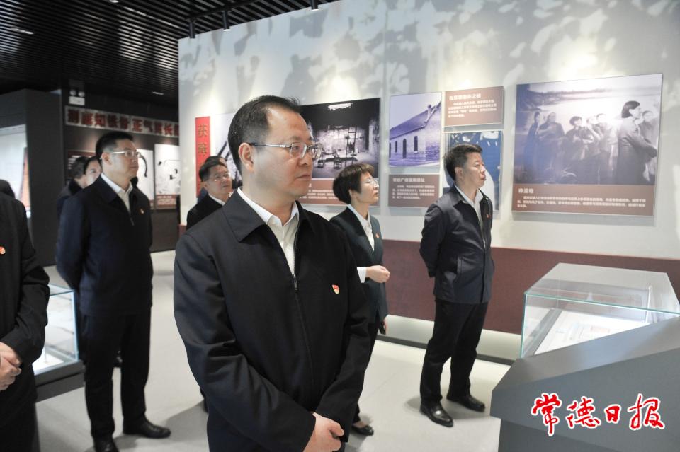 23a9833f118b4d8aa213d36fd70f4c72.jpg 23a9833f118b4d8aa213d36fd70f4c72.jpg