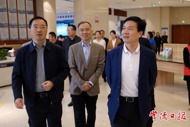 省人大常委会预算工委调研组来常调研