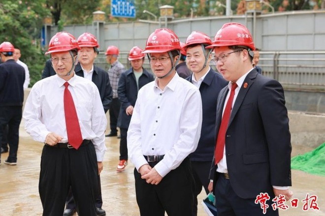 曹志强在市中级人民法院调研时强调：坚持服务大局坚持司法为民坚持公平正义 推动全市法院工作高质量发展