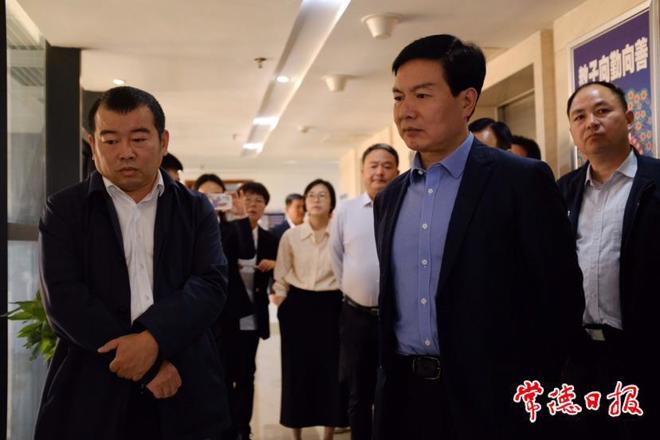 市领导开展“国资国企改革发展存在的突出问题和对策”课题调研