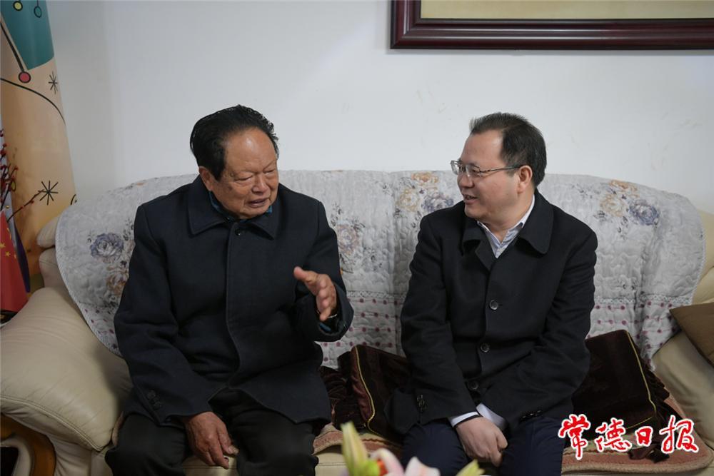 393bac2bb35d4354be307c8306834aad.jpg 393bac2bb35d4354be307c8306834aad.jpg