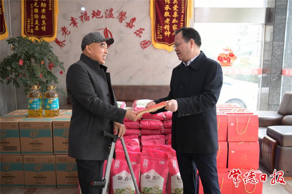 4f325e9880a844829e24af4ec259cb62.jpg 4f325e9880a844829e24af4ec259cb62.jpg