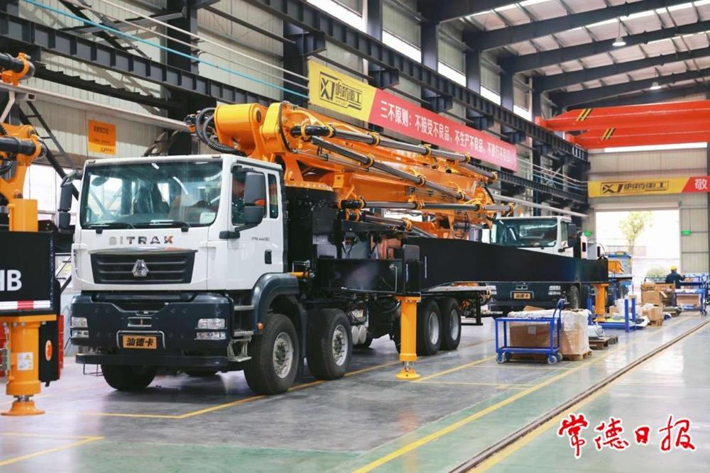 b24aeeecb643417d90f8691c216637cf.jpeg b24aeeecb643417d90f8691c216637cf.jpeg