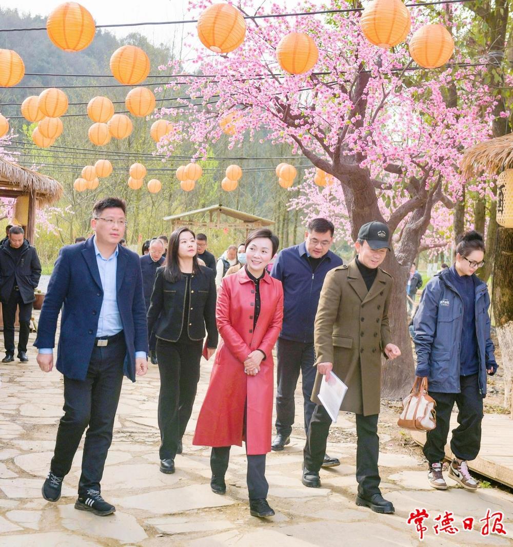 581af5a8217241f0a6fffa9ca586cbfd.jpg 581af5a8217241f0a6fffa9ca586cbfd.jpg