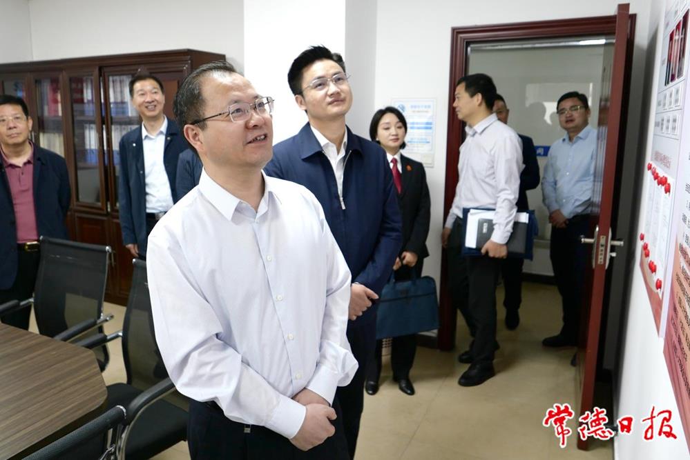 7cceba2ff86643b1babe4456b892c72b.jpg 7cceba2ff86643b1babe4456b892c72b.jpg